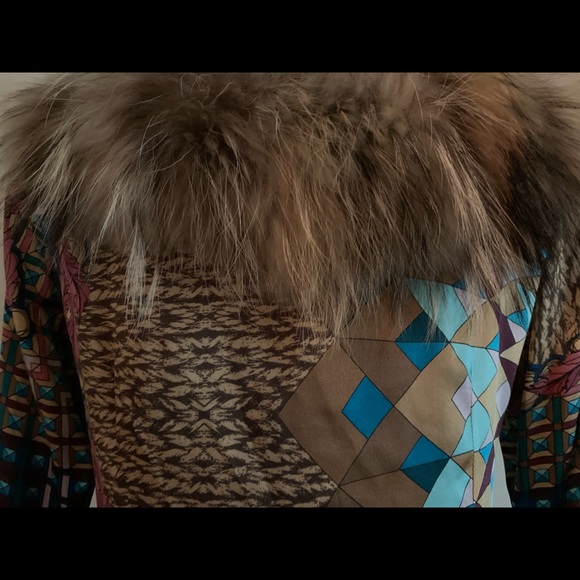 NWT Taka silk faux fur collar print dress - Picture 5 of 7